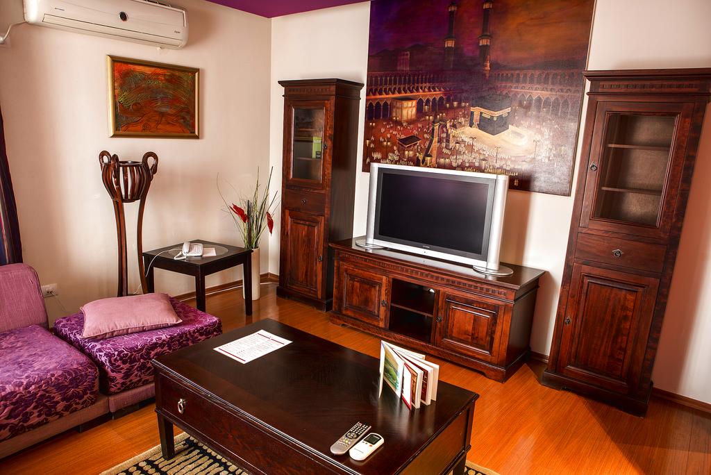 Phoenicia Suites