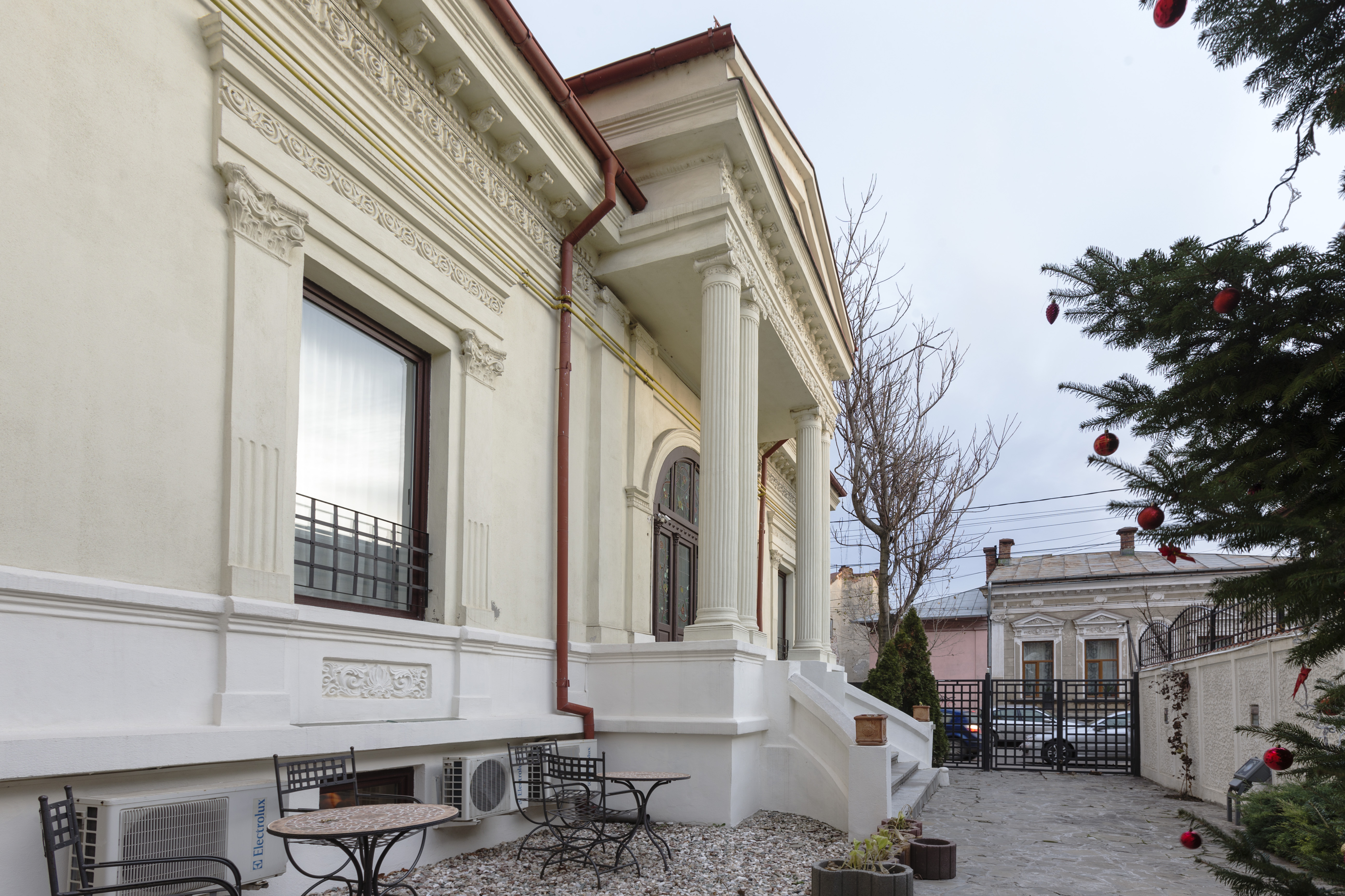 Prince Residence
