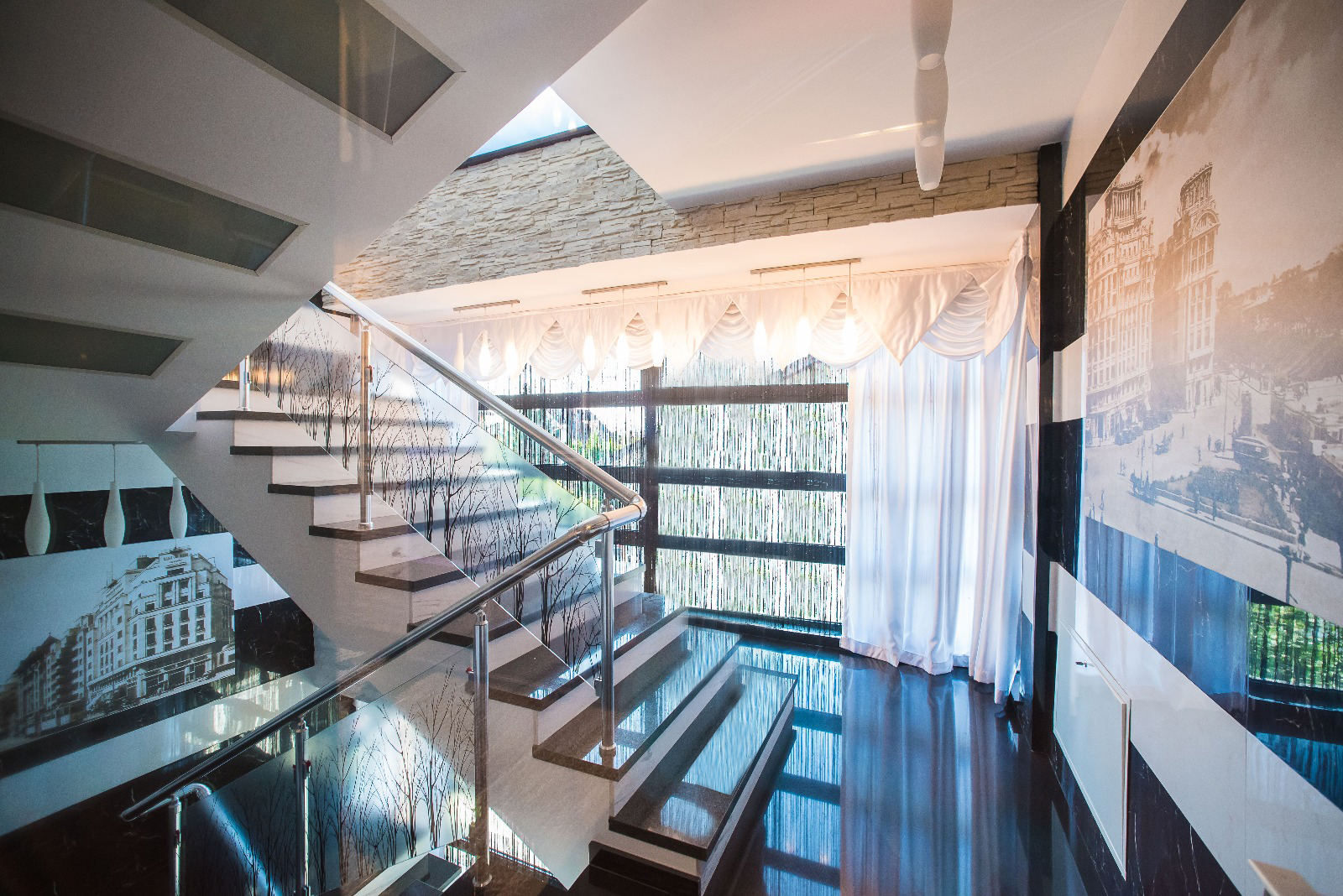 Simple Bucharest Boutique
