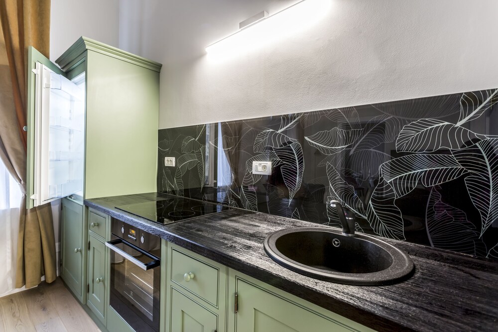 Matisse Bucharest Old Town