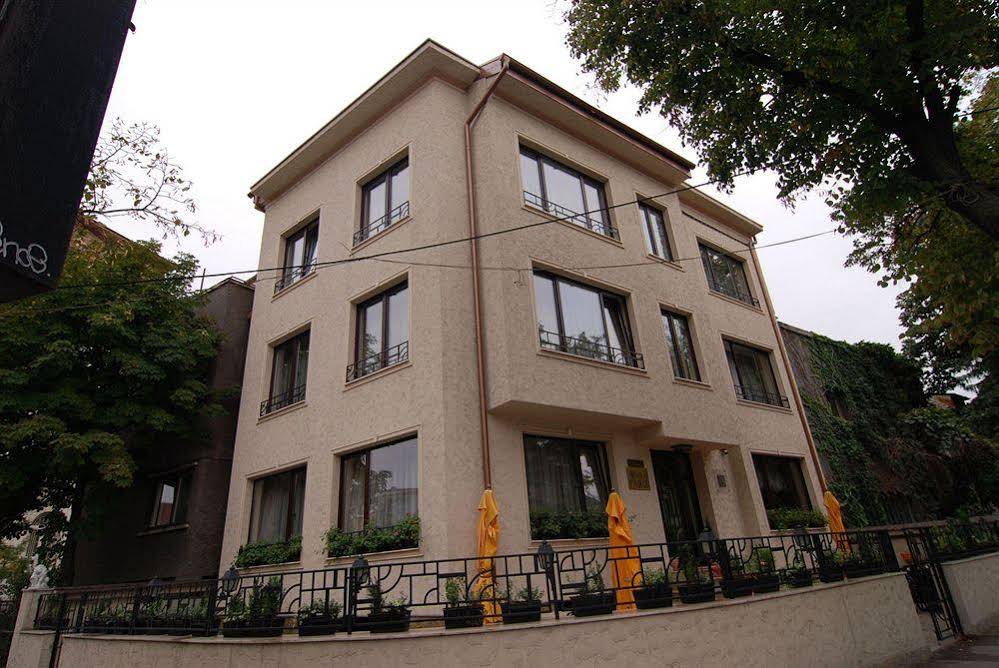 Vila Paris