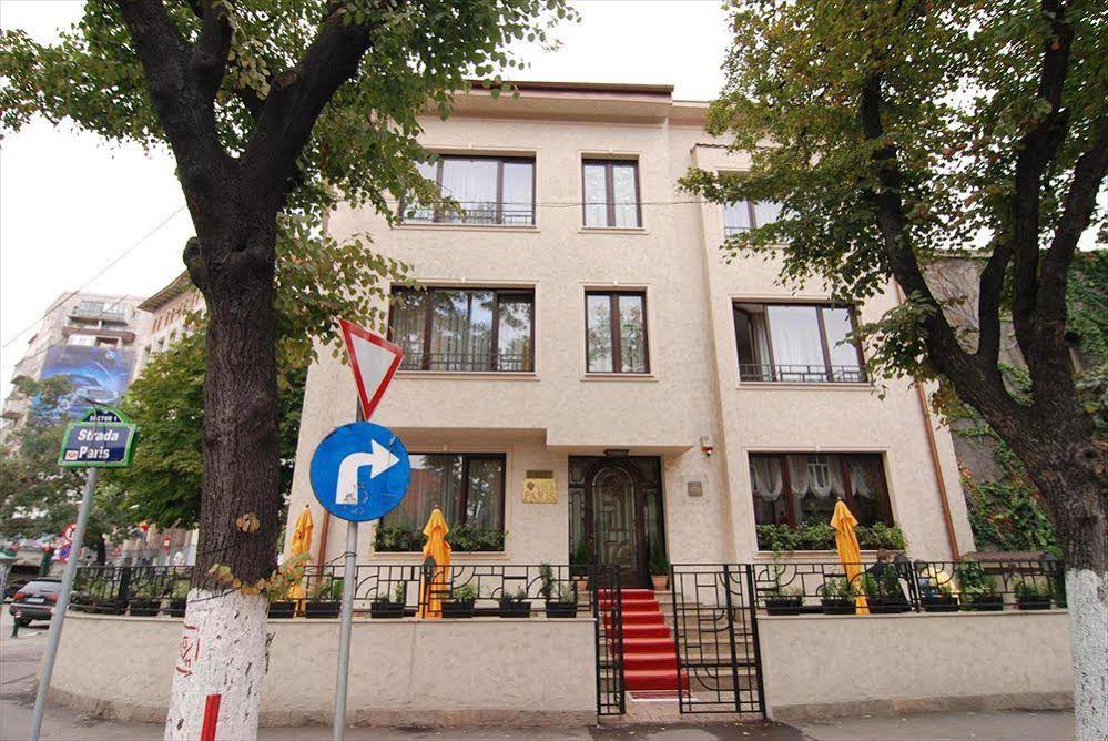 Vila Paris