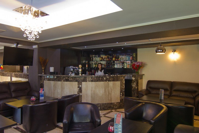 West Plaza Hotel
