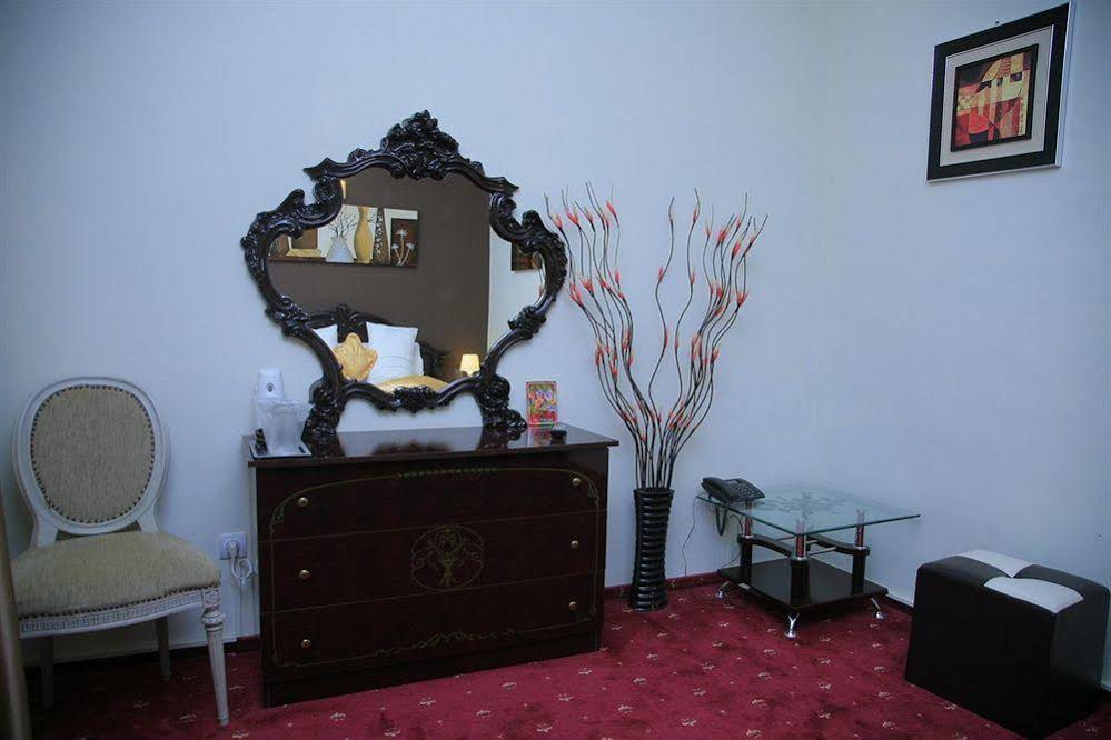 Zava Boutique
