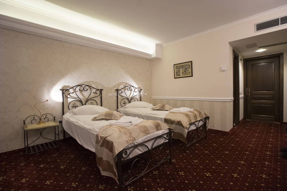 Aviator Boutique Hotel