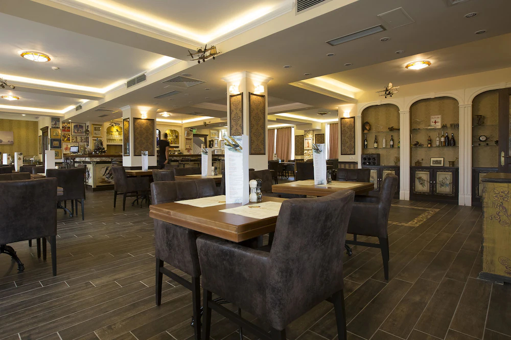 Aviator Boutique Hotel