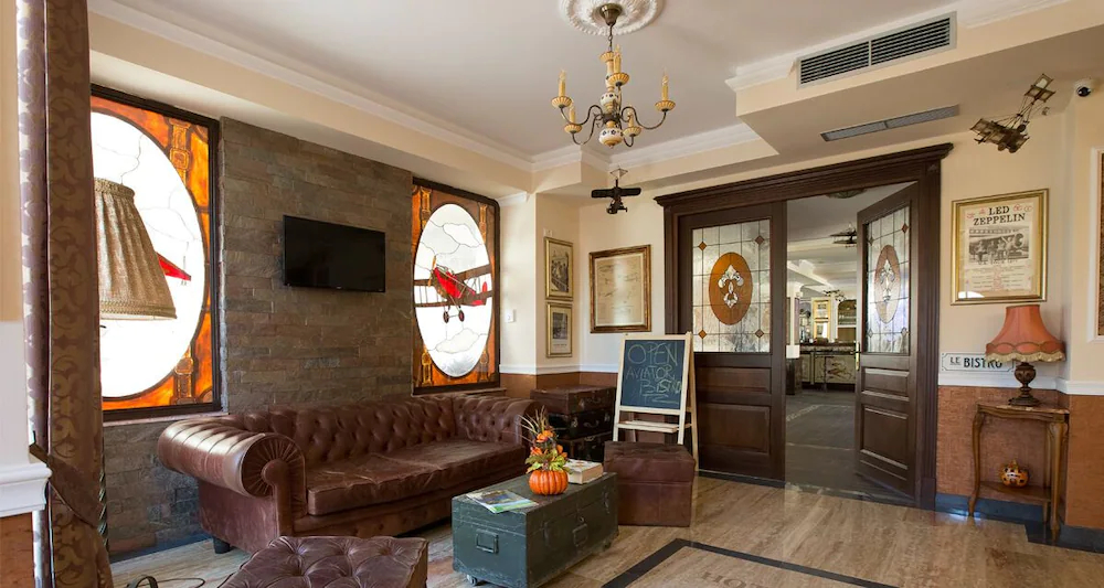 Aviator Boutique Hotel