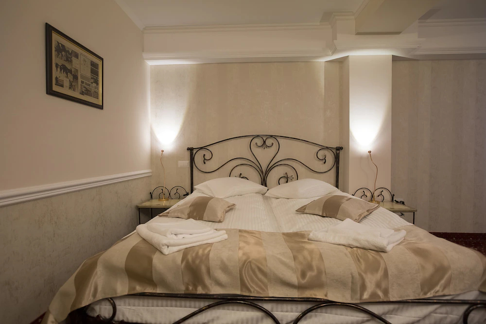 Aviator Boutique Hotel