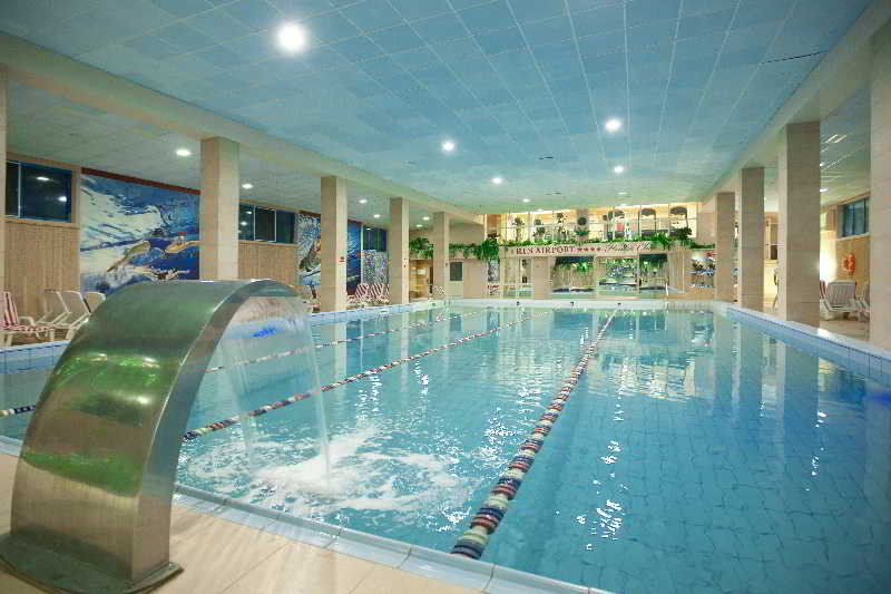 RIN Airport Hotel
