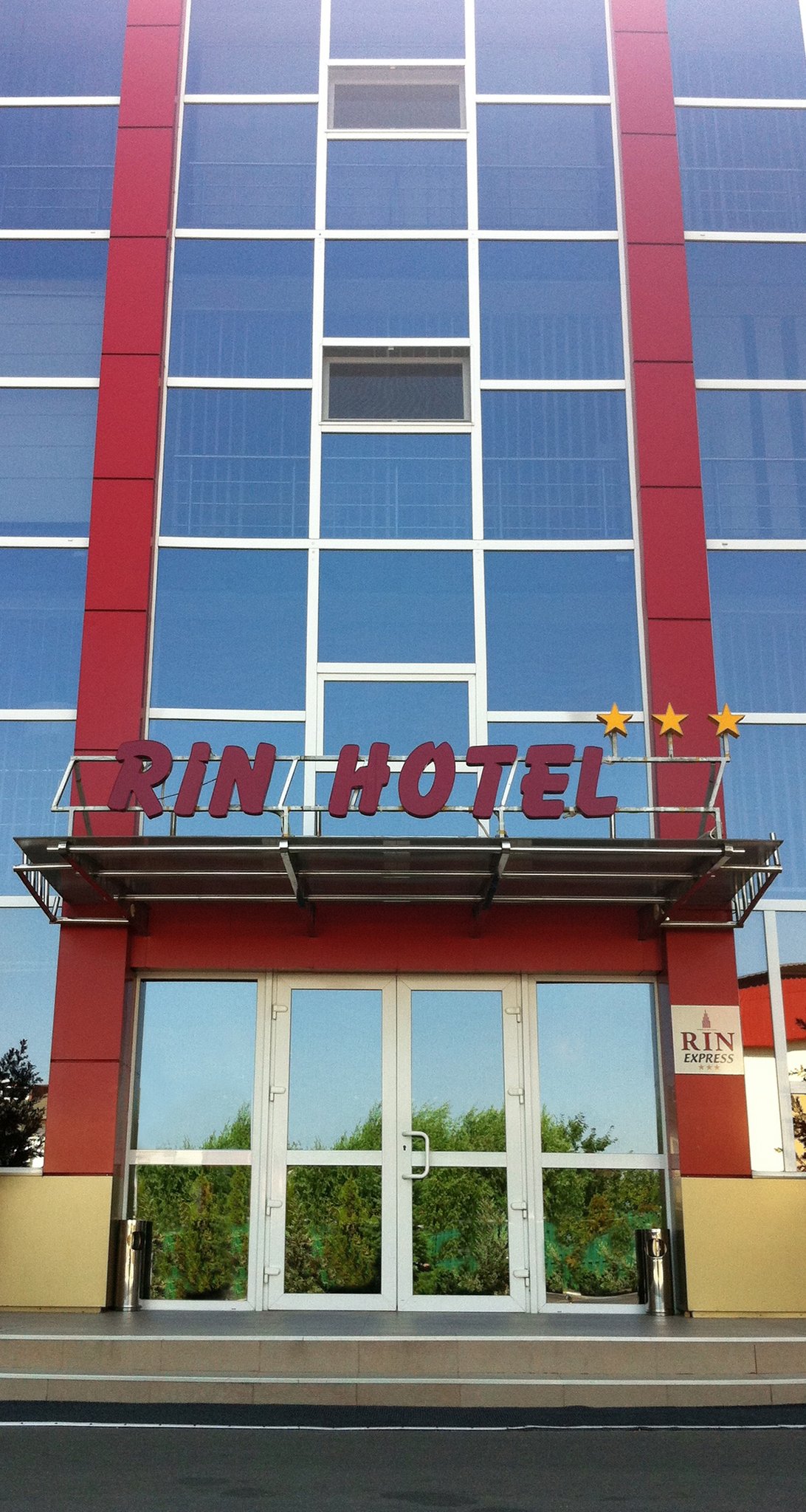 RIN Airport Hotel