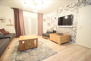 Villa Grey Residence