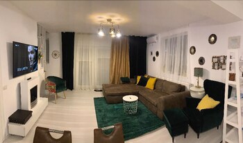 Villa Grey Residence