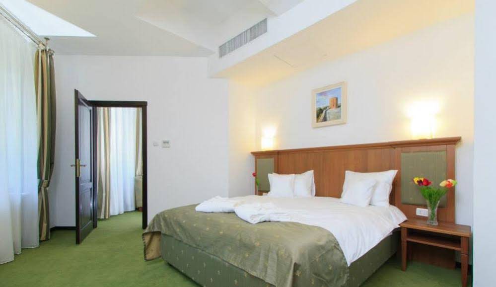 Hotel Palace