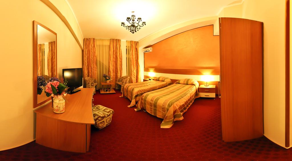 Andres Hotel