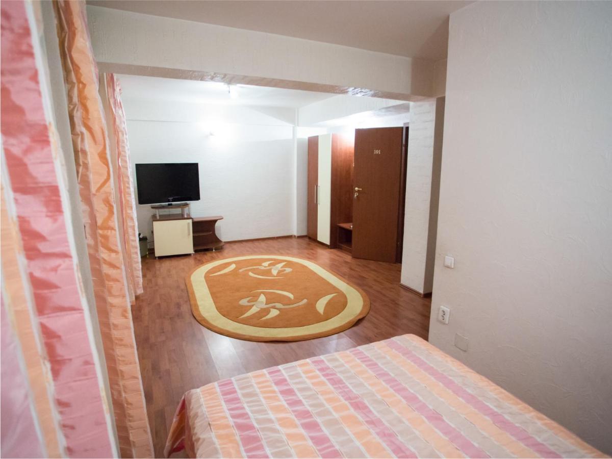 Euphoria Hotel