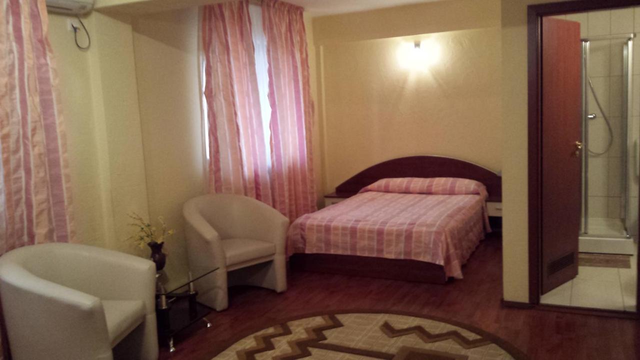 Euphoria Hotel