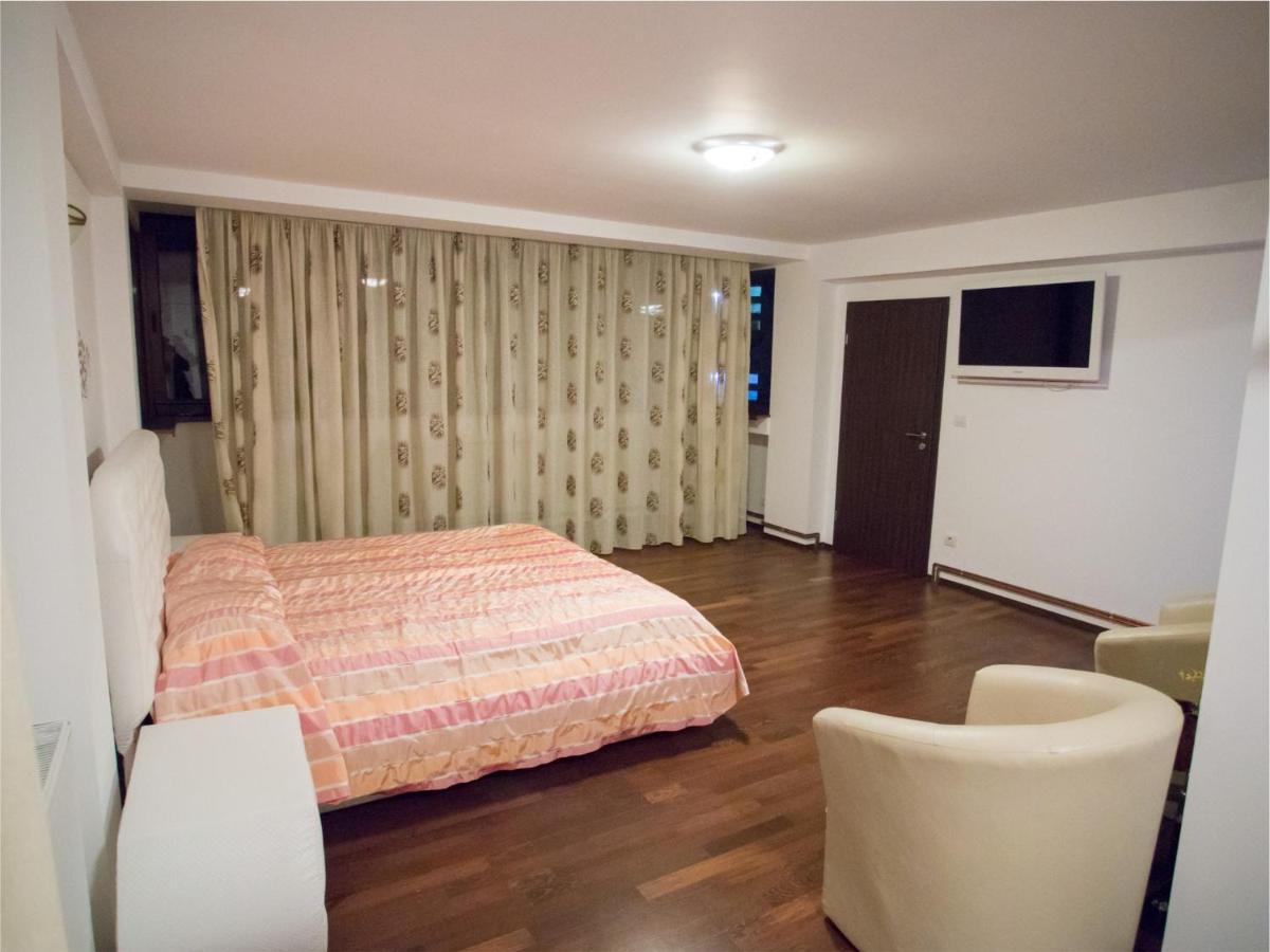Euphoria Hotel