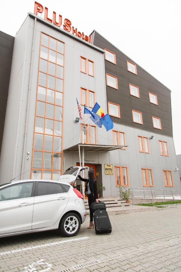 Plus Hotel