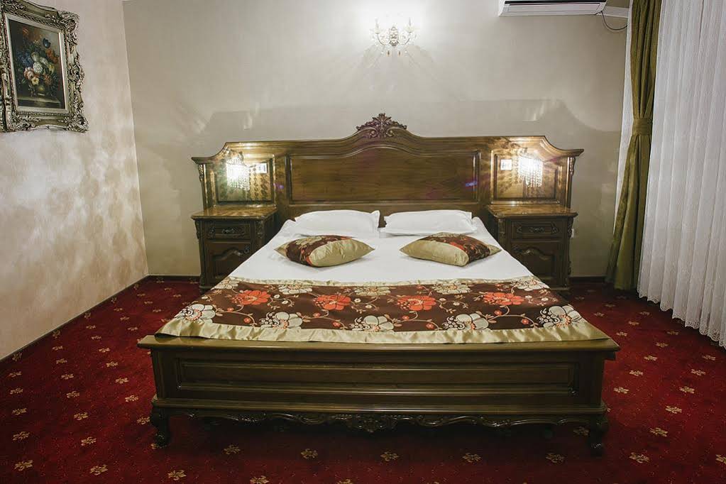 Hotel Capitol