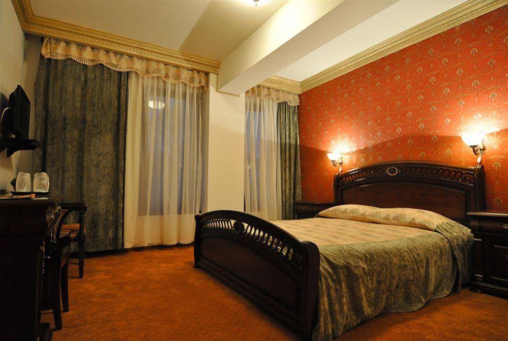 Hotel Eden