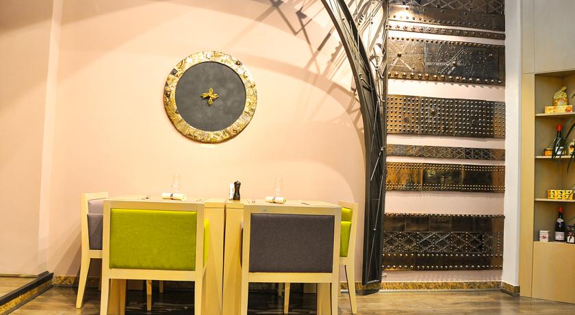 Hotel Select
