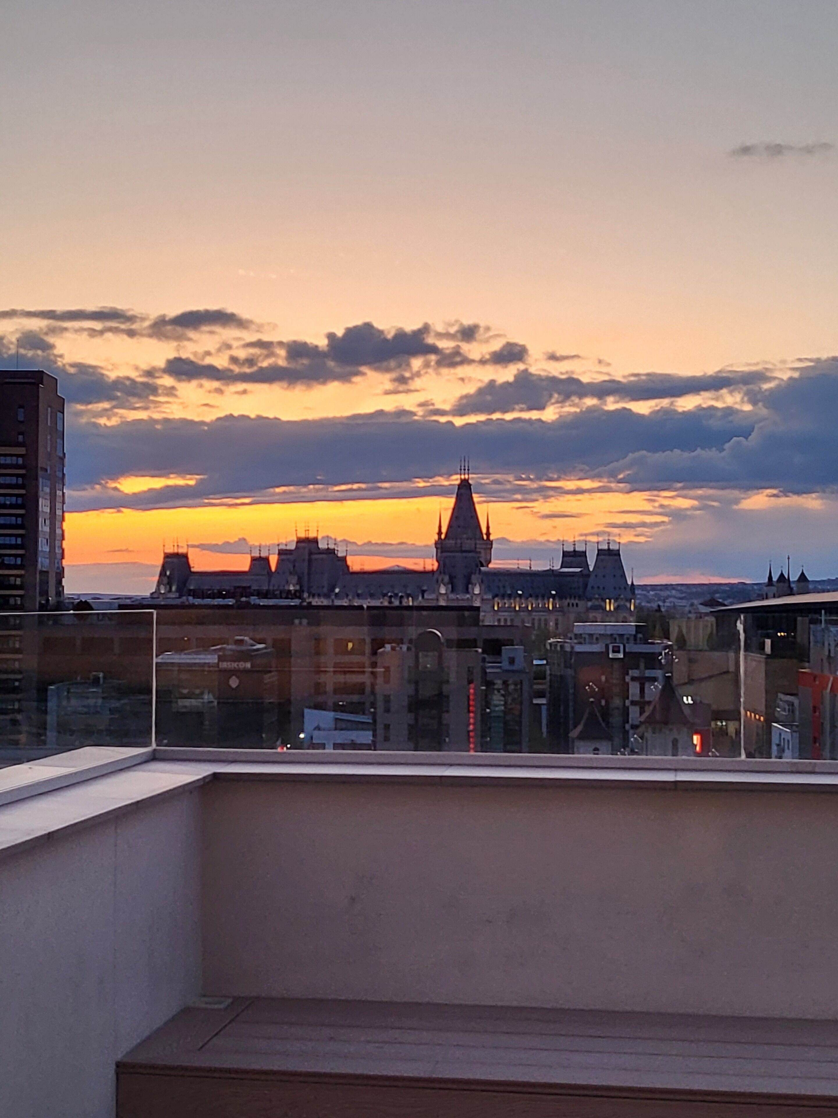 Terrace Suites