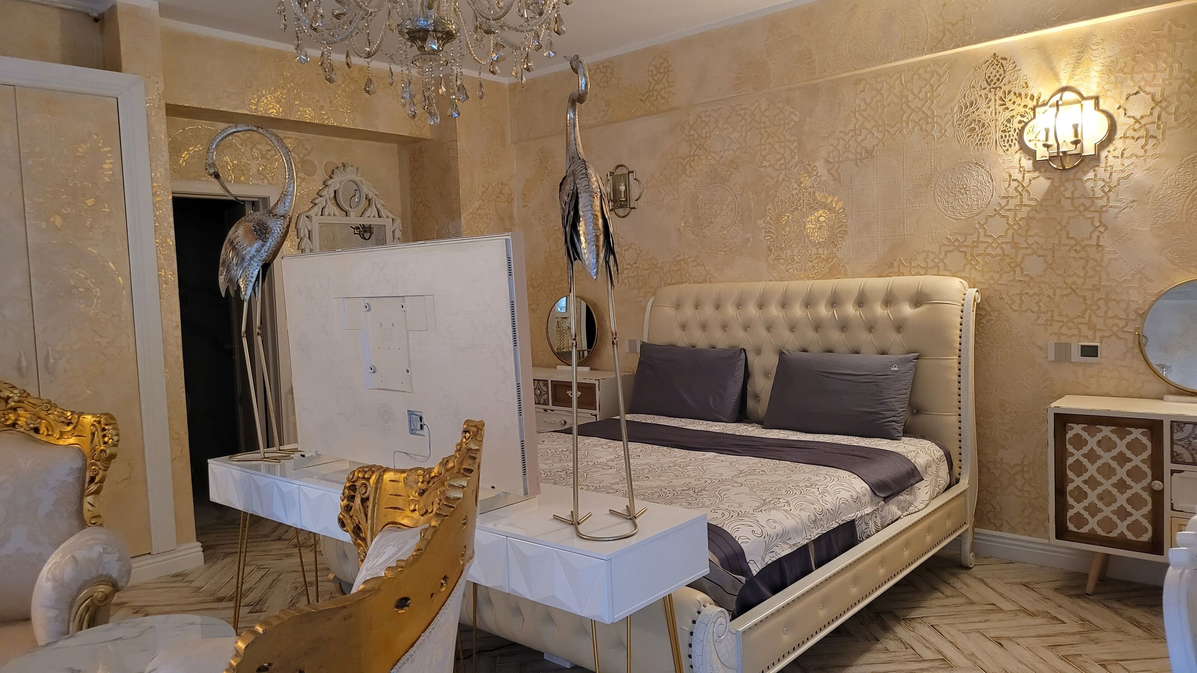 Terrace Suites
