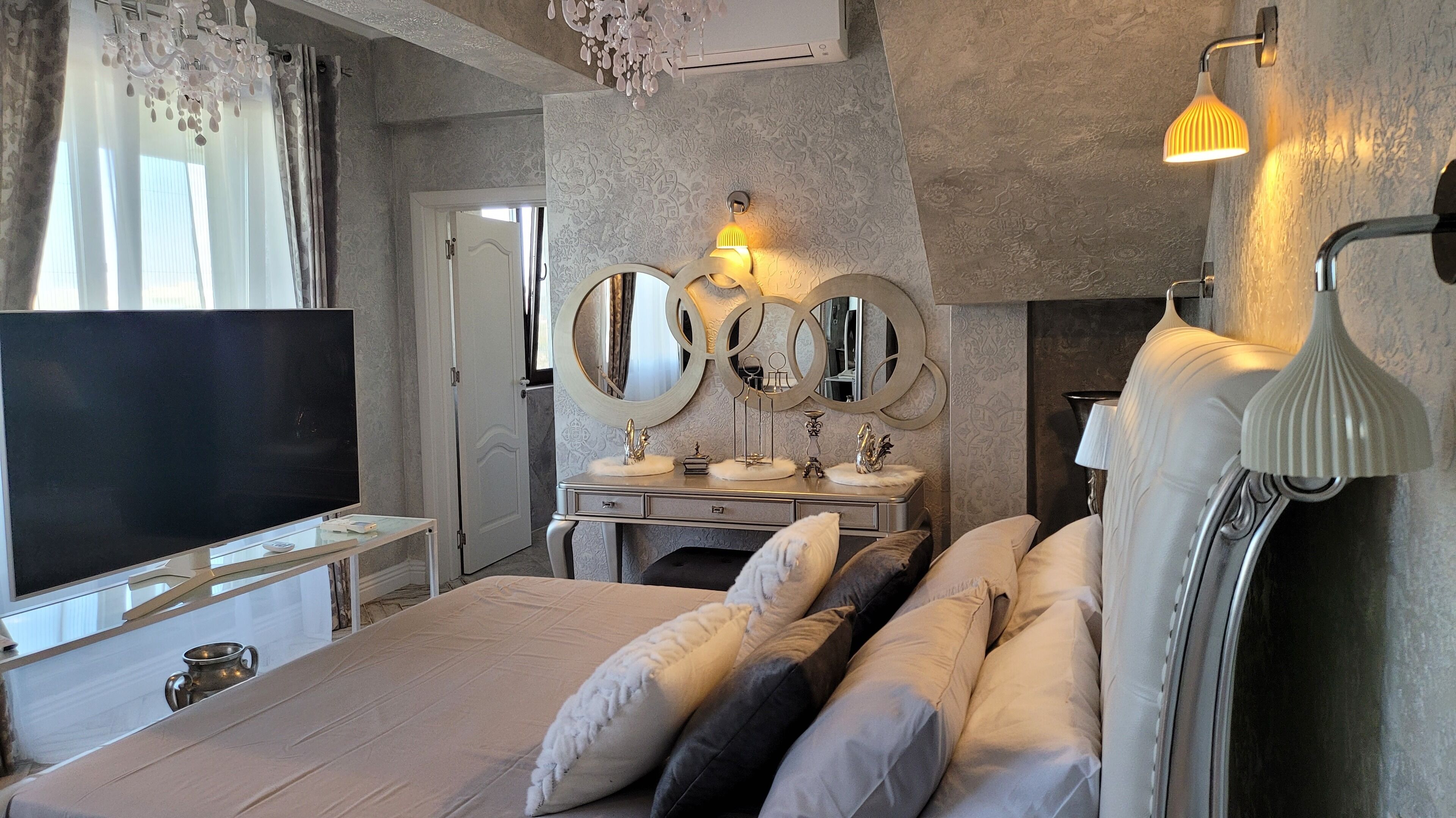 Terrace Suites