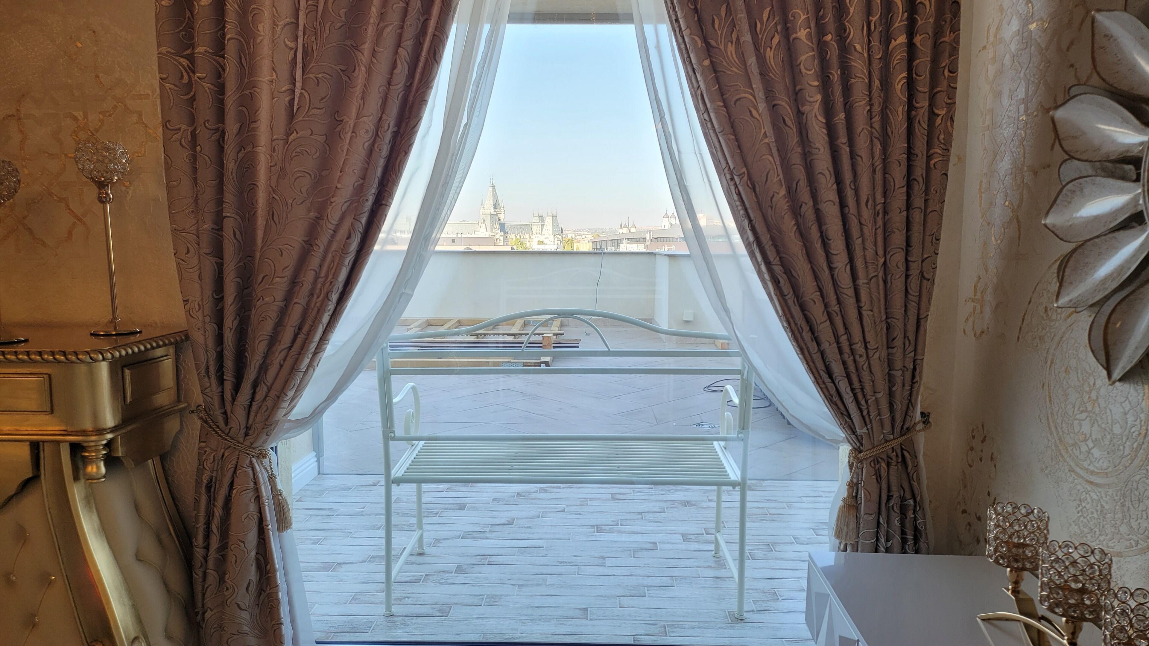 Terrace Suites