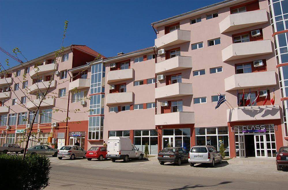 Class Hotel