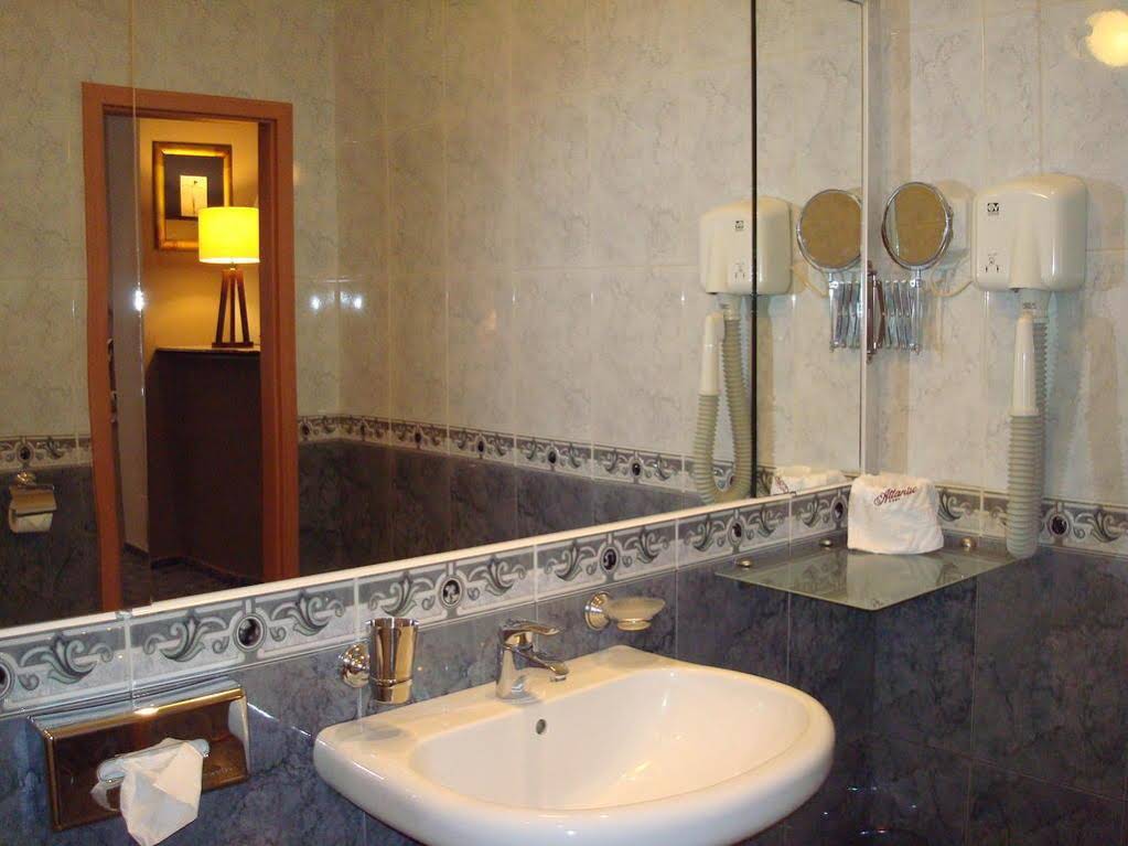 Hotel Atlantic