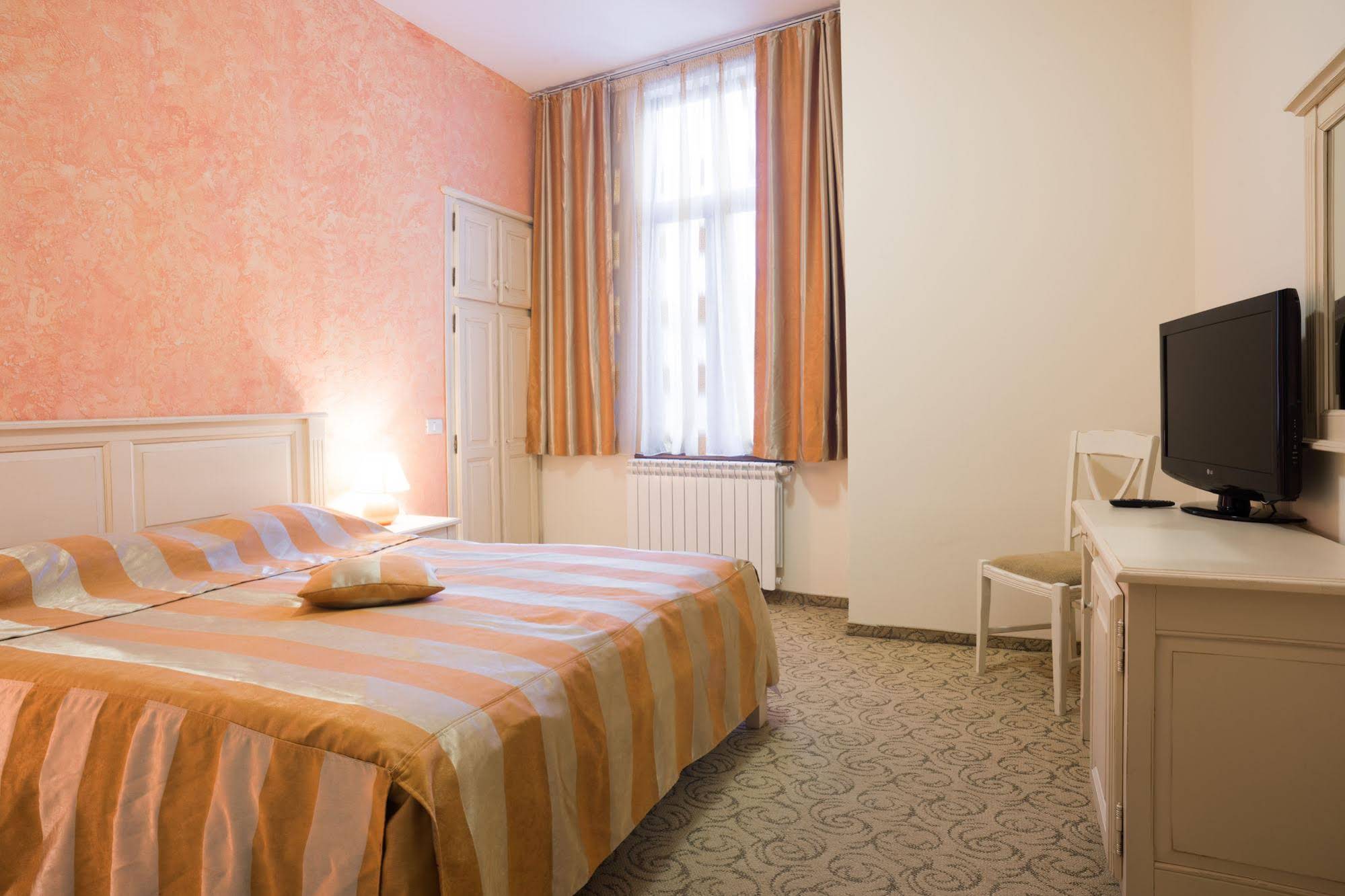 Bucegi Hotel - Sinaia