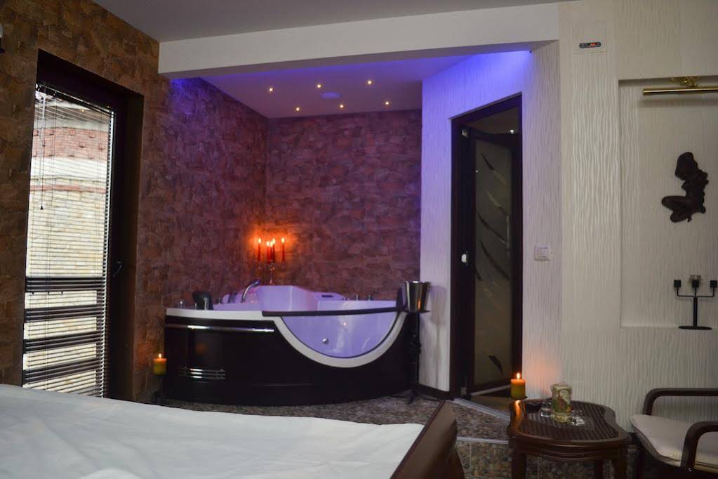 Casa Wenge