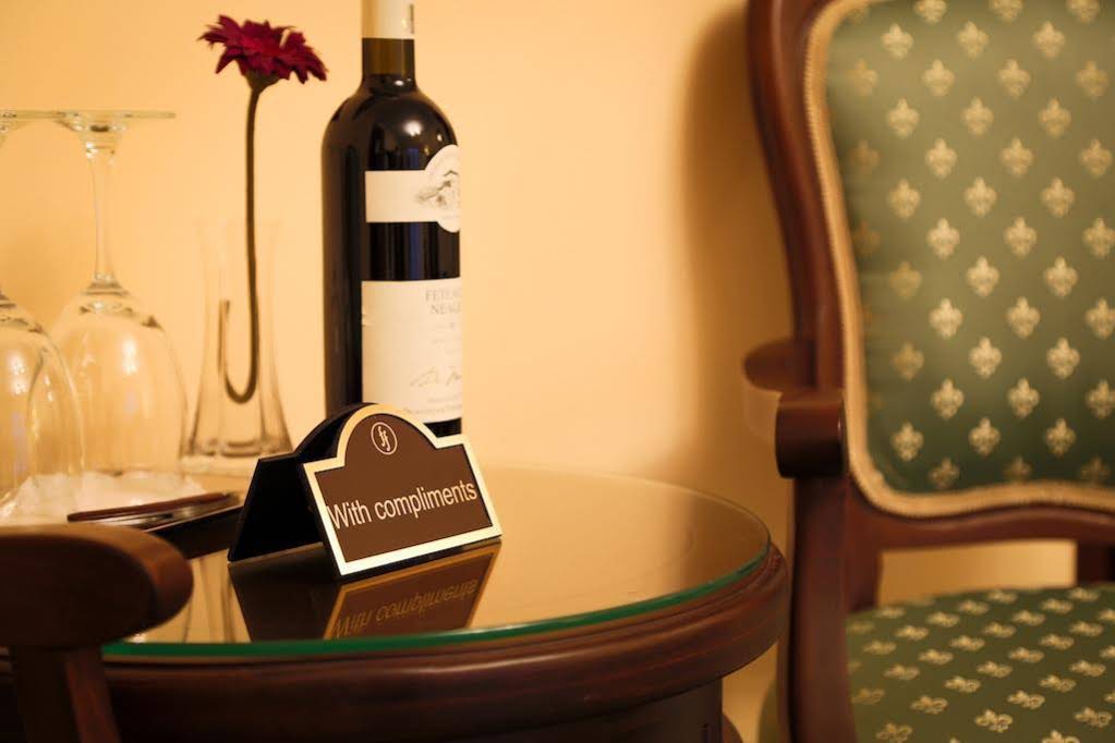 Hotel Foisorul cu Flori