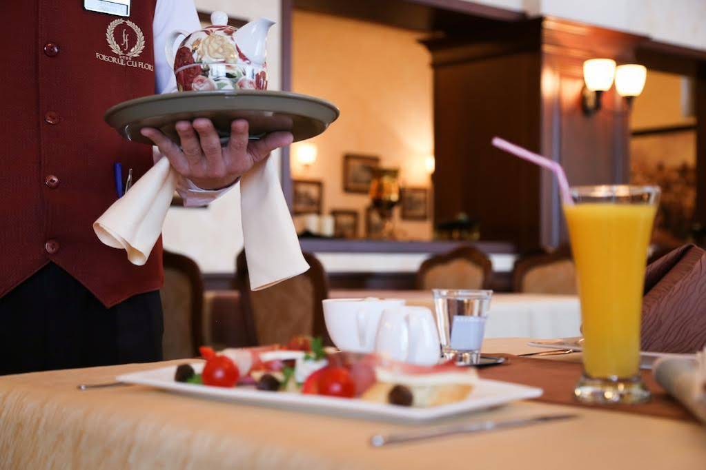 Hotel Foisorul cu Flori