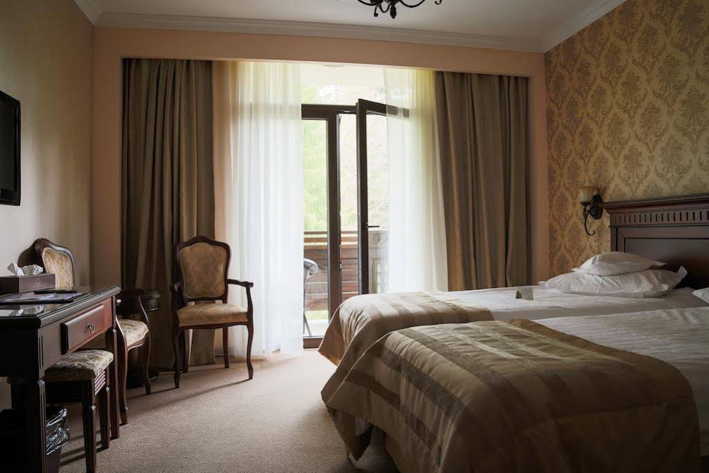 Hotel Foisorul cu Flori