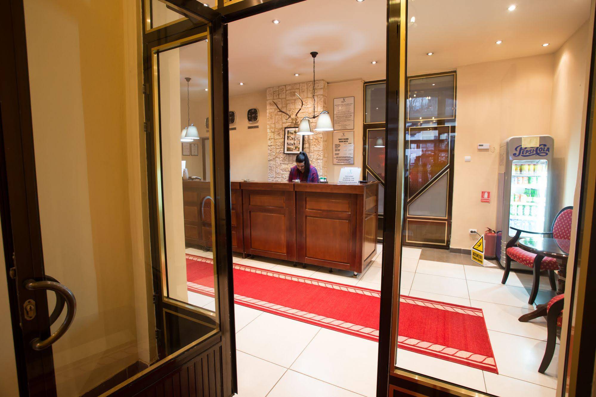 Hotel Rina Cerbul