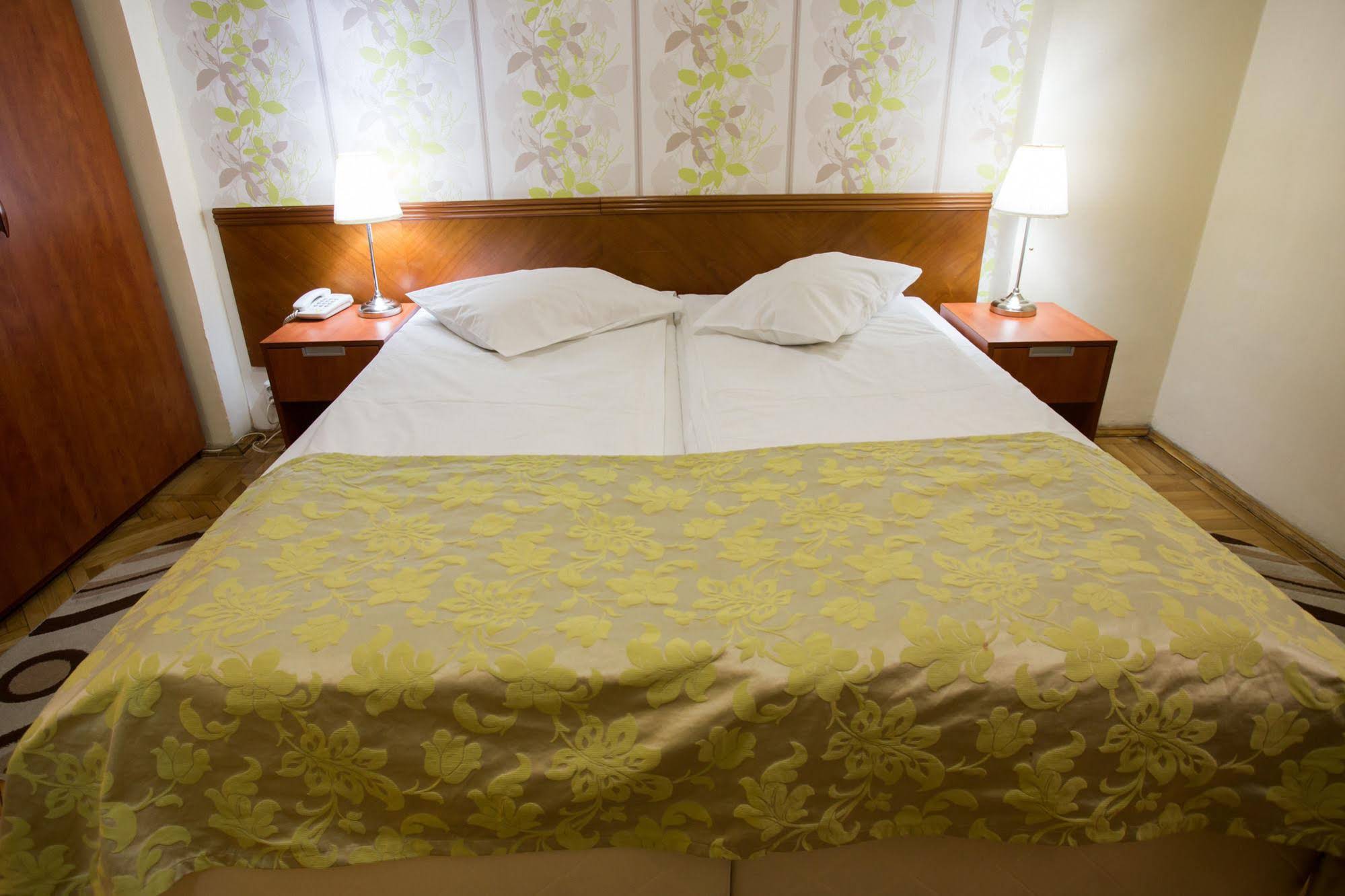 Hotel Rina Cerbul