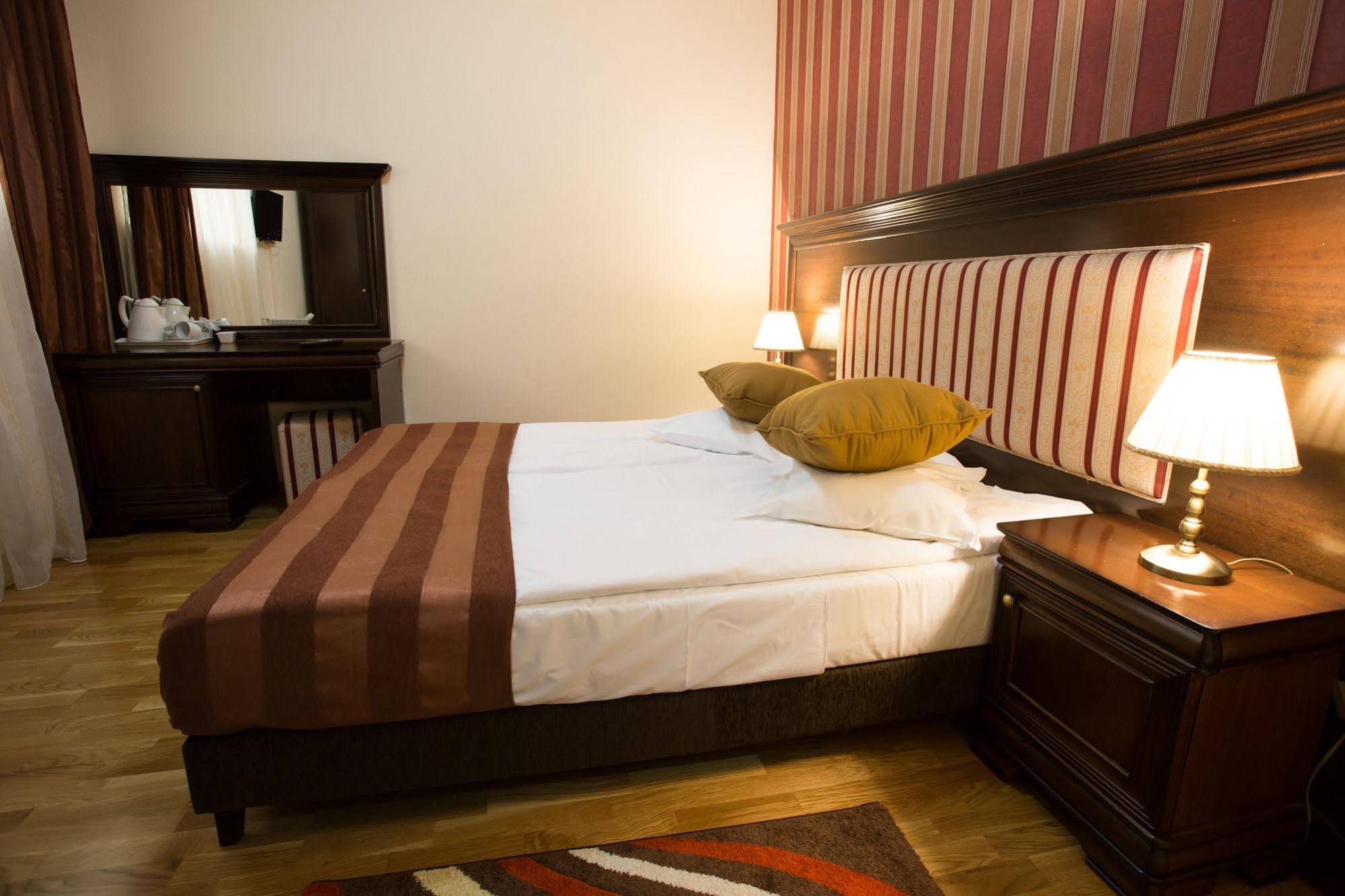 Hotel Rina Cerbul