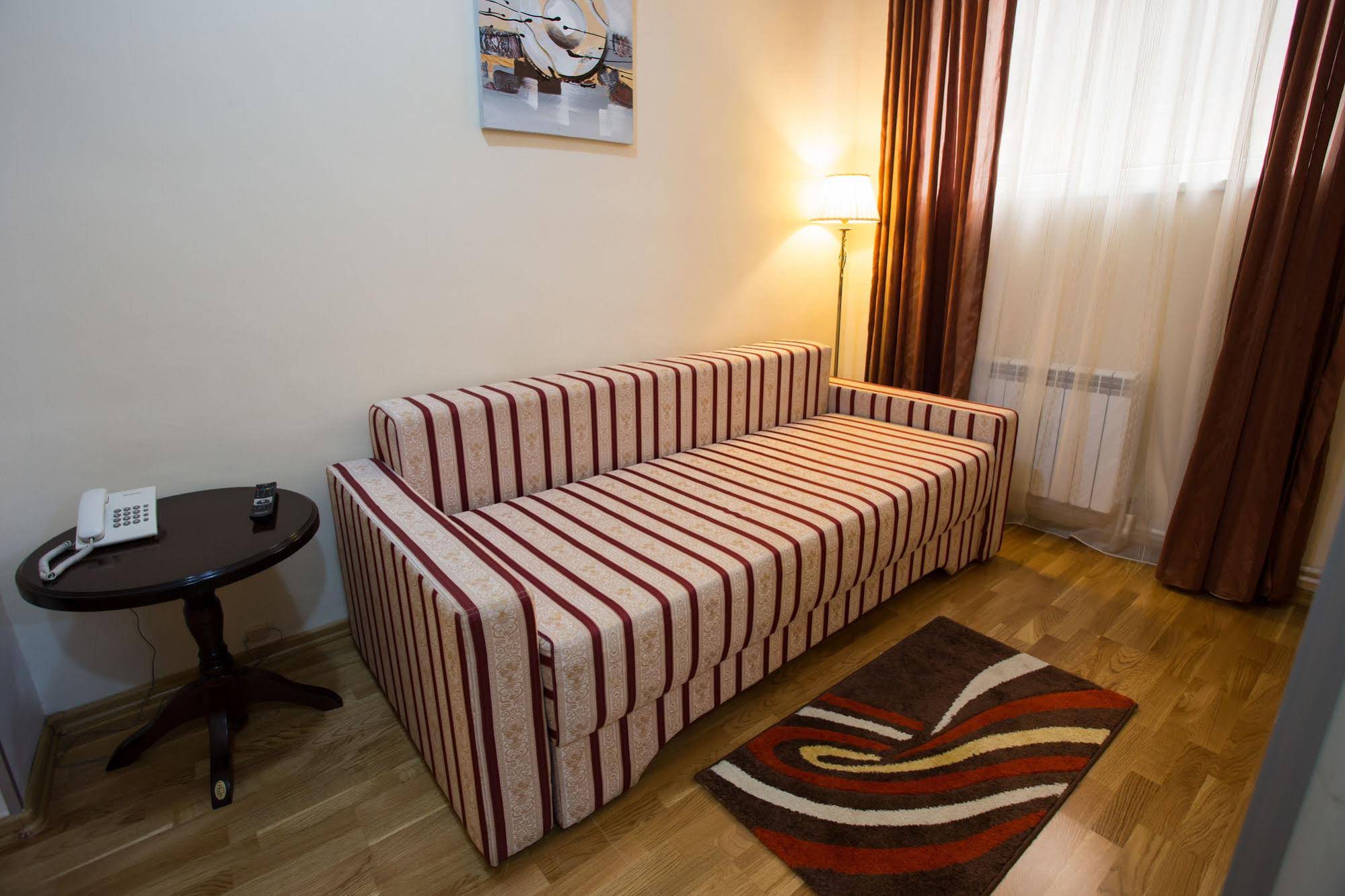 Hotel Rina Cerbul