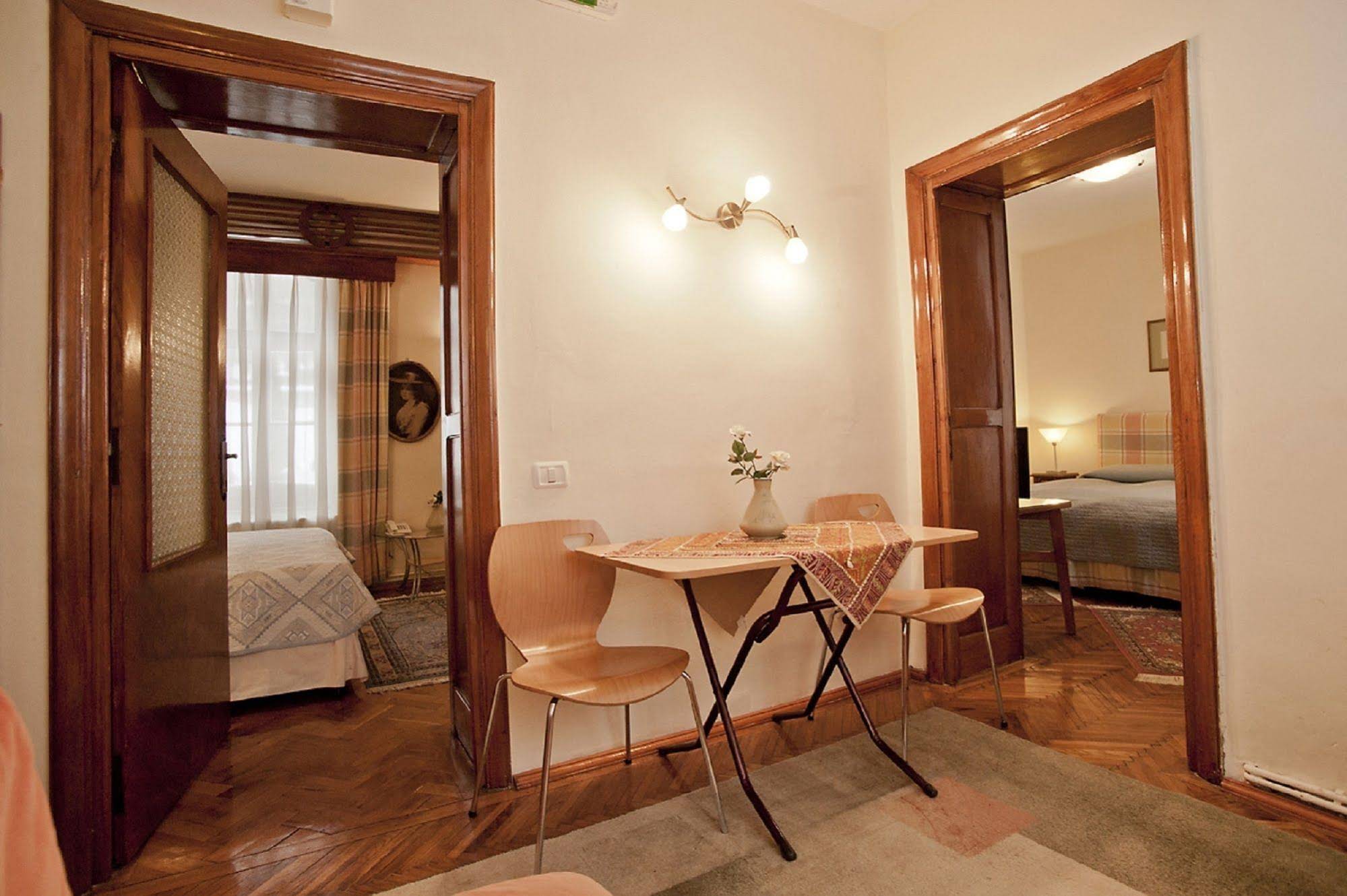 Vila Camelia