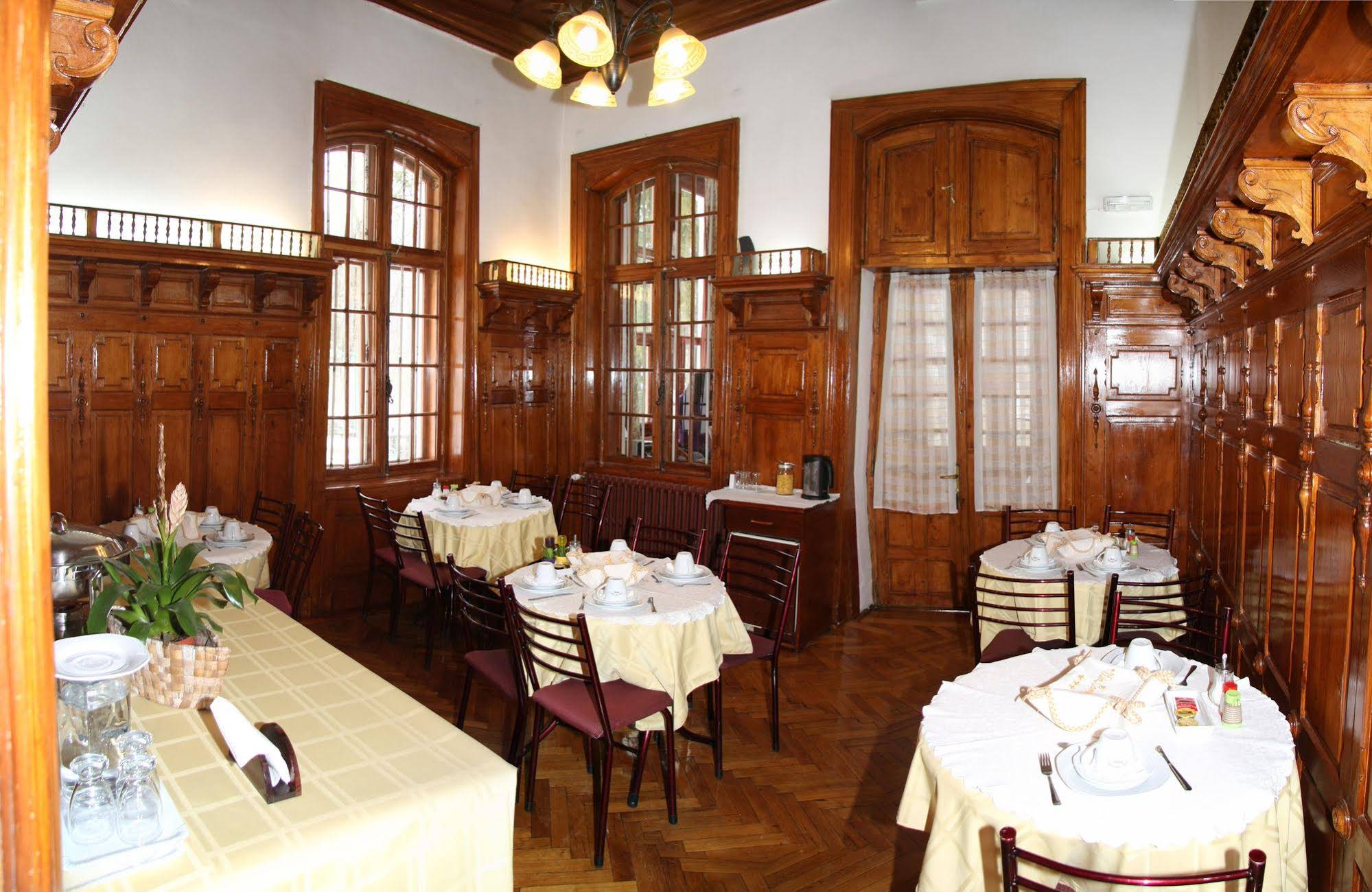 Vila Camelia