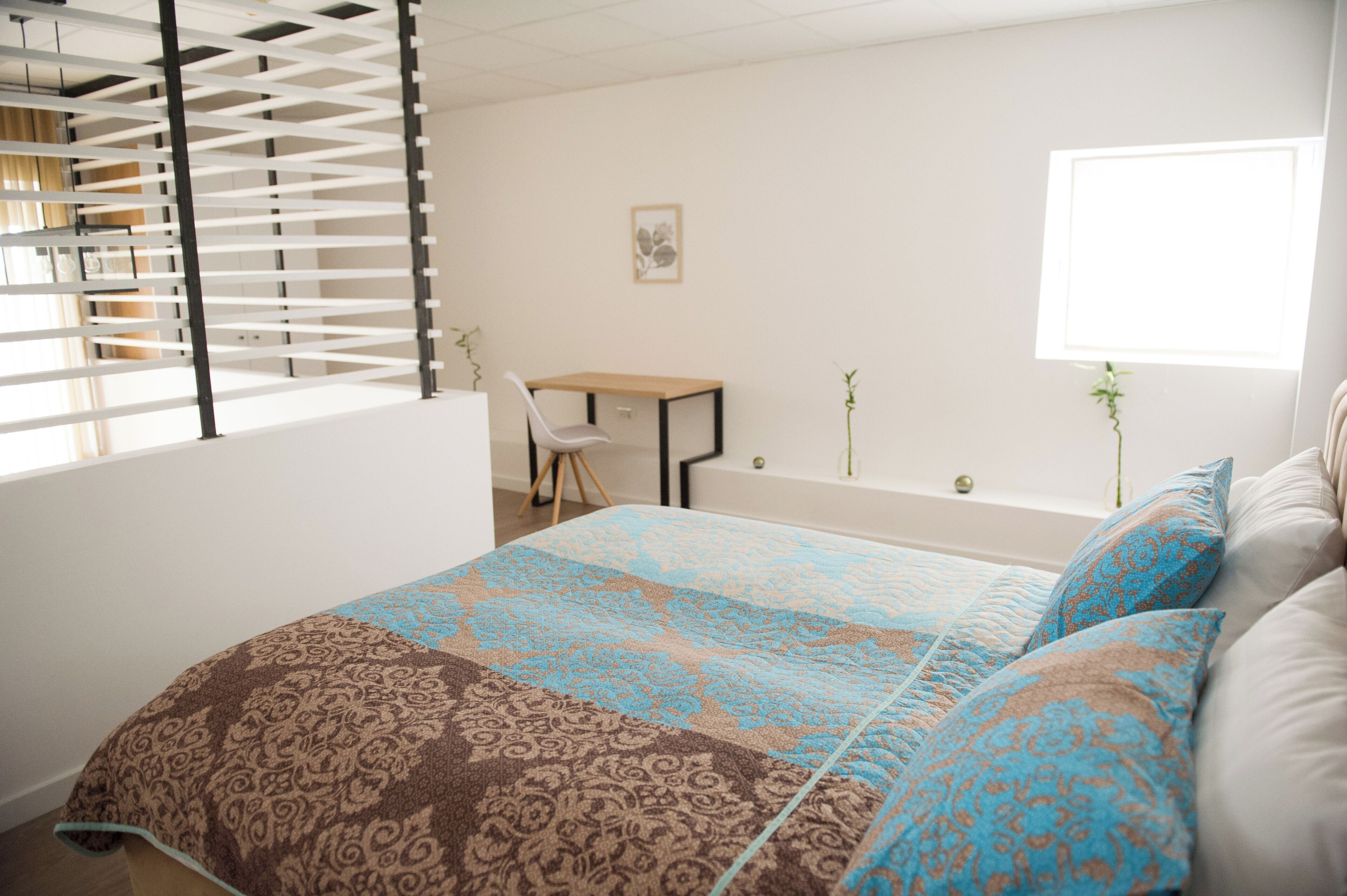 Friends Residence