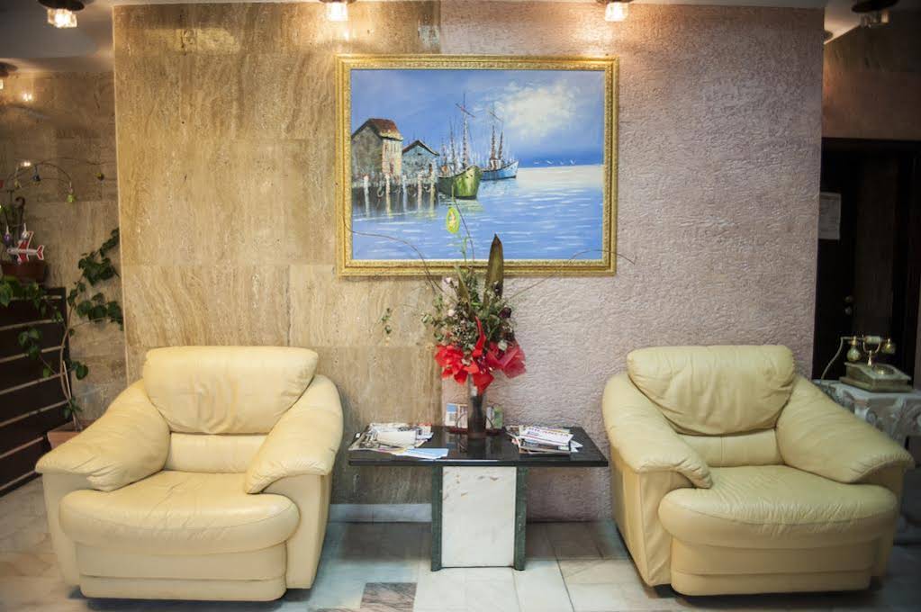 Larissa Hotel