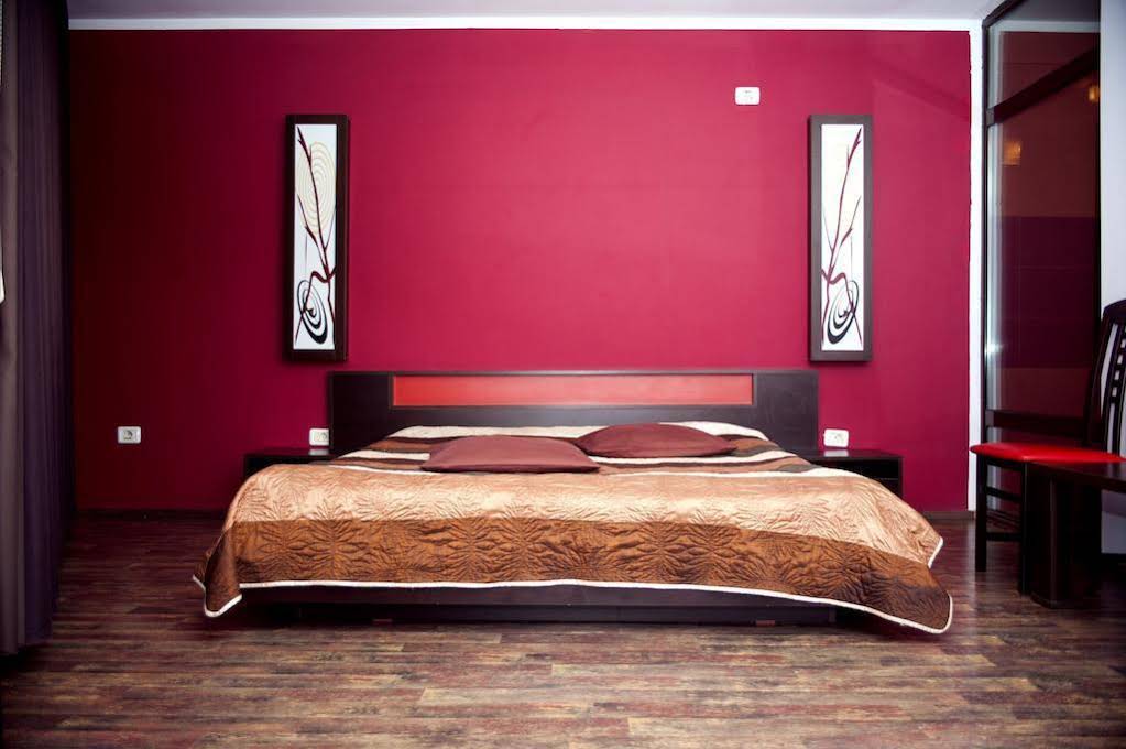 Larissa Hotel