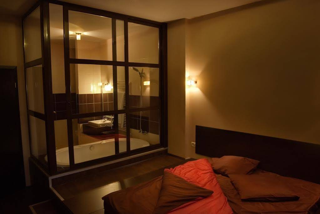 Larissa Hotel