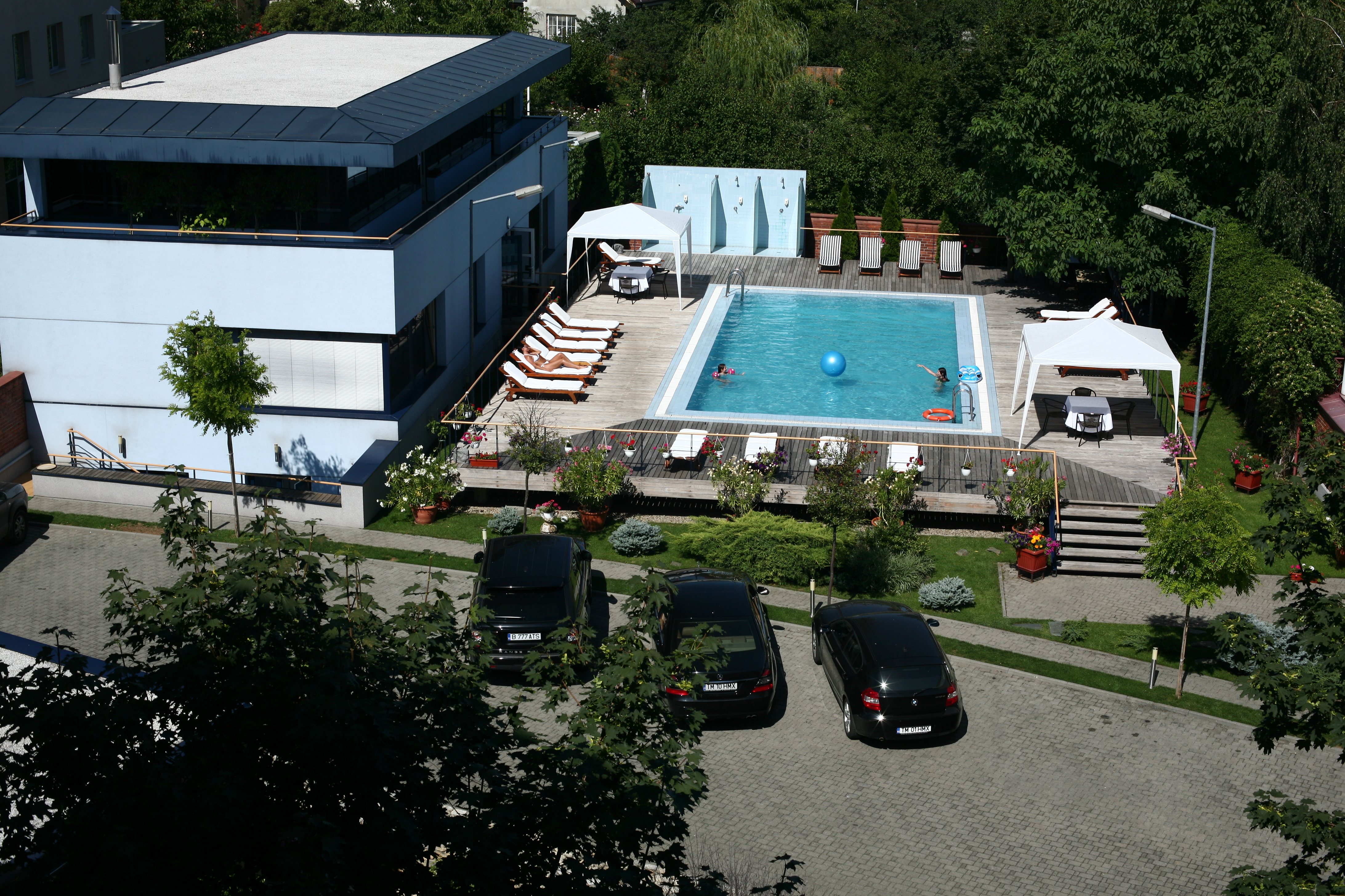 Reghina Blue