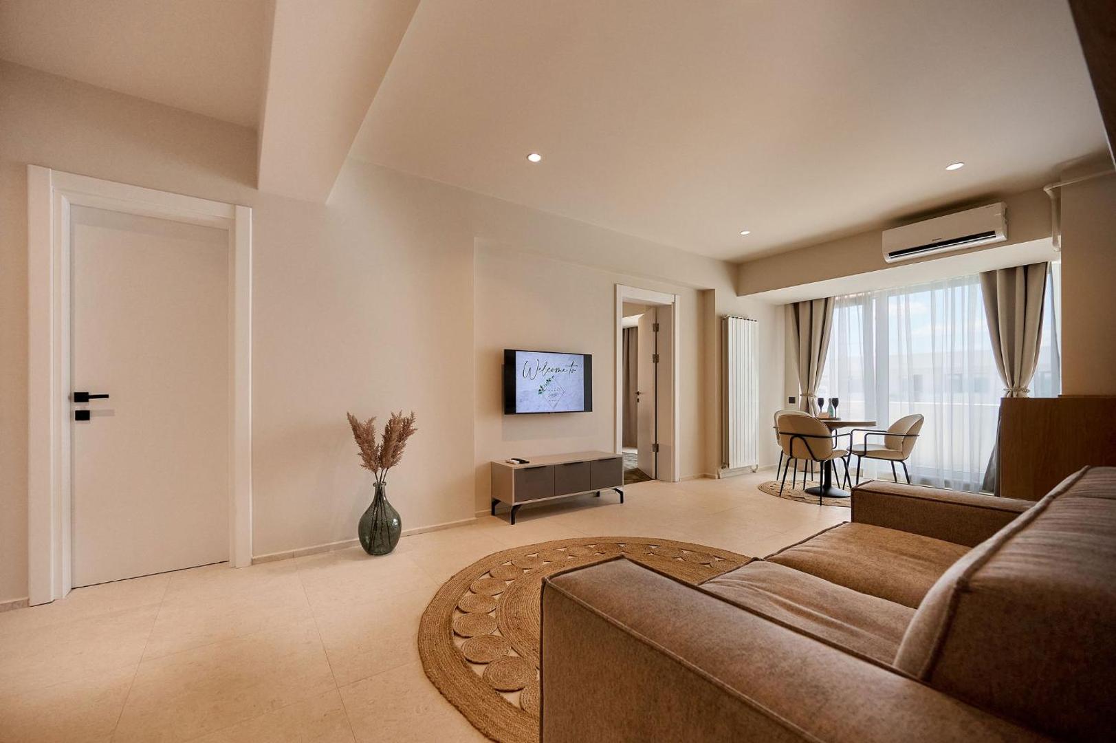 Alezzi Infinity Aparthotel & Spa