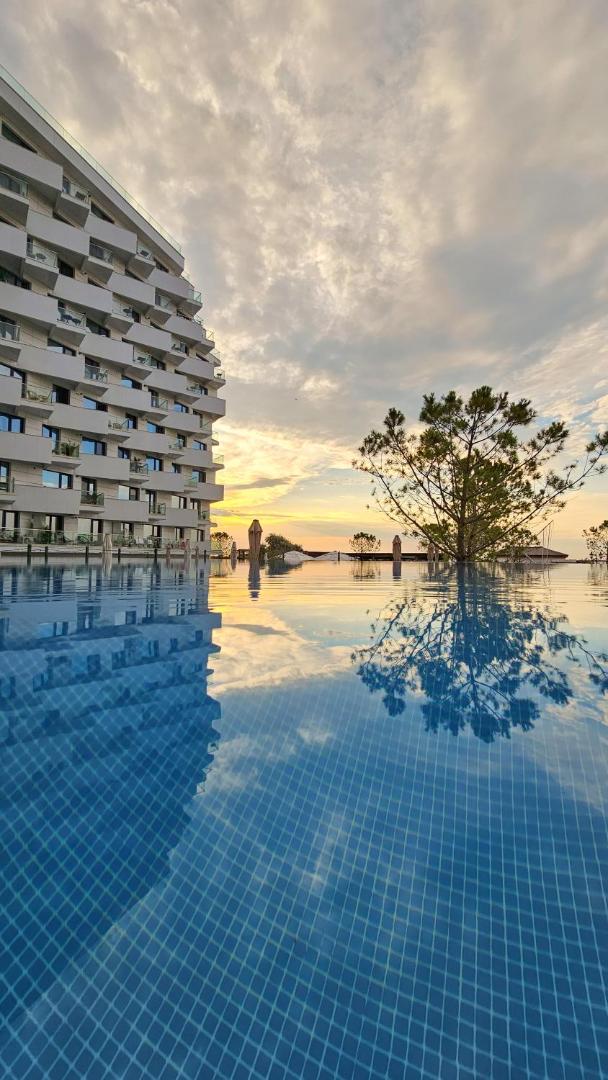 Alezzi Infinity Aparthotel & Spa