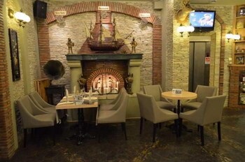 Ambra Boutique Hotel & Bistro